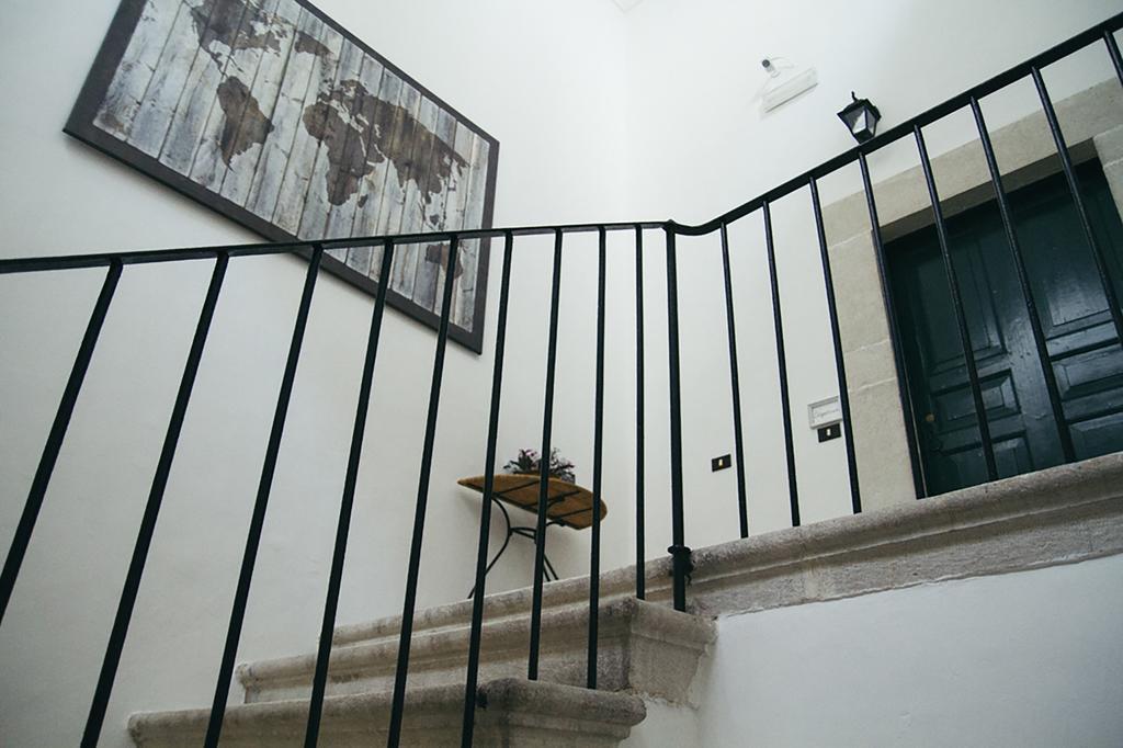 Palazzo Bianchi Domus Holidays Trani Eksteriør billede