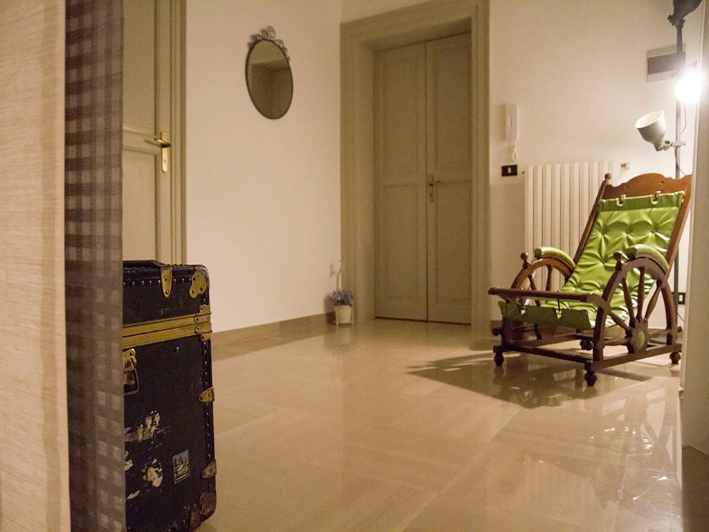 Palazzo Bianchi Domus Holidays Trani Eksteriør billede